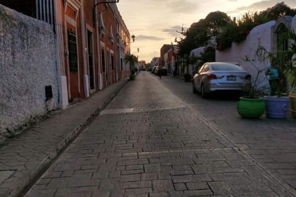 Hotel Tunich Beh (Valladolid)